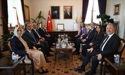 DEM Parti: "Siyasi suçlara değmeyecek bir paket gelirse, buna şiddetle muhalefet edeceğiz”