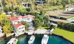 Dizilerin gözde yalısı satılıyor!