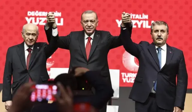 Cumhur İttifakı'nın ortağından iktidara eleştiri!