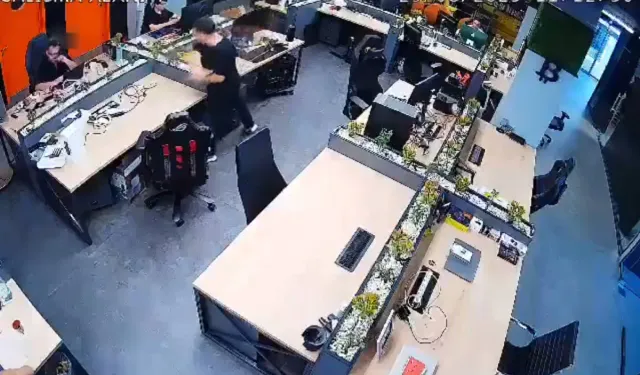 ShiftDelete'nin sahibi Hakkı Alkan, çalışanına saksı fırlattı!
