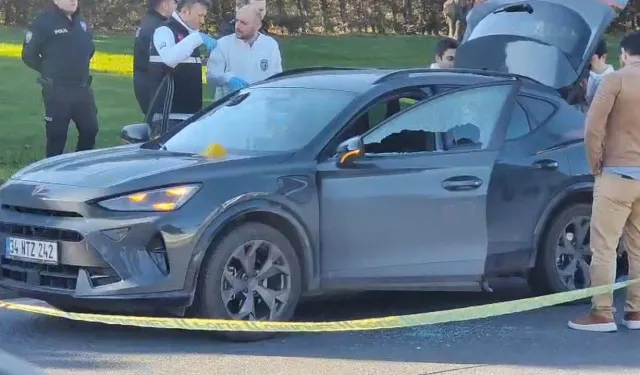 Yeşilköy'de cinayet: Otomobile kurşun yağdı!