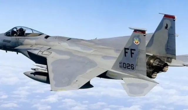 ABD'nin "Yenilmez" lakaplı savaş uçağı vuruldu!