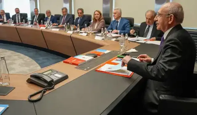 CHP MYK’da kritik toplantı: Gündemde ihraç ve atamalar var