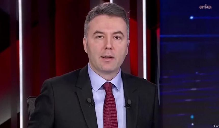 Mehmet Akif Ersoy, aylık gelirini beyan etti!