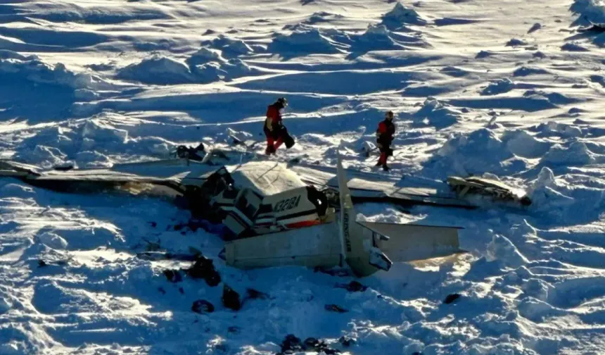 ABD Sahil Güvenlik helikopteri Alaska'da düştü: 4 personel yaralandı
