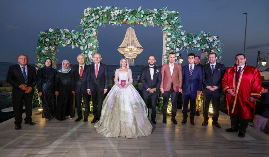 Kılıçdaroğlu nikâh şahidi oldu!
