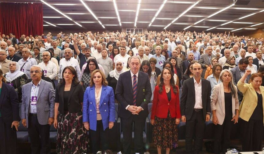 DEM Parti’de Hatimoğulları ve Bakırhan yeniden seçildi