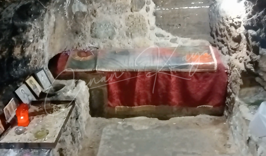 Kıbrıslı gazeteci Kutlu Adalı, öldürülmeden önce yazmıştı... Medya Koridoru, Barnabas'ın mezarını görüntüledi!